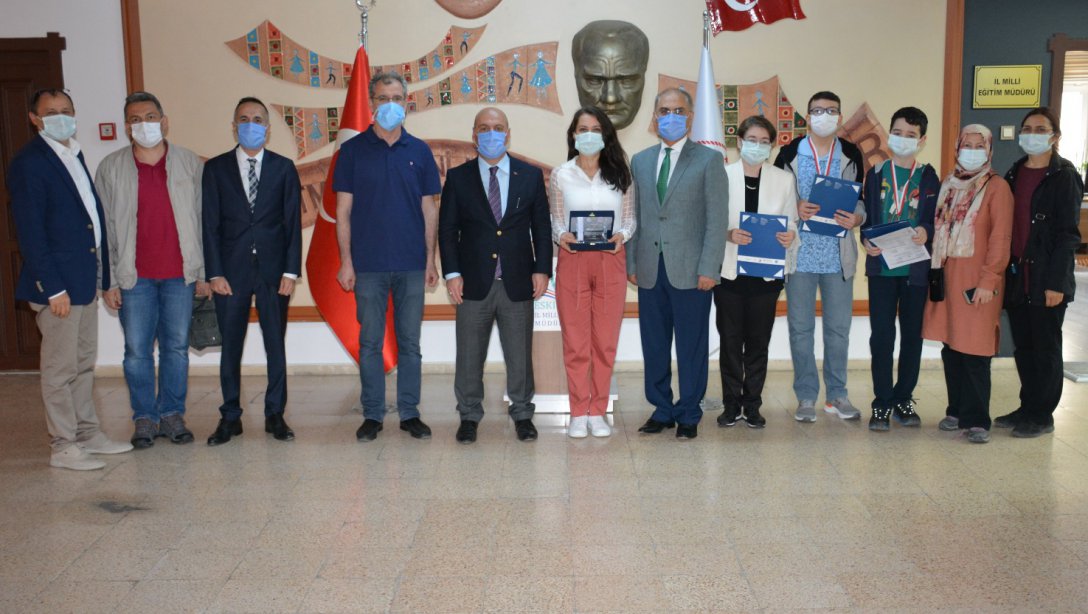Emine Emir Şahbaz Bilim ve Sanat Merkezi Başarılı Çalışmalarıyla Dikkat Çekiyor