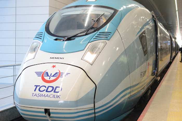 Şehirlerarası Tren Seyahatlerinde Aşısız Yolcular PCR Test Sonucunu İbraz Edecek