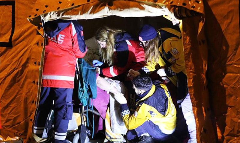 Türkiye’nin Sağlık Ordusu Deprem Bölgesi İçin Seferber Oldu
