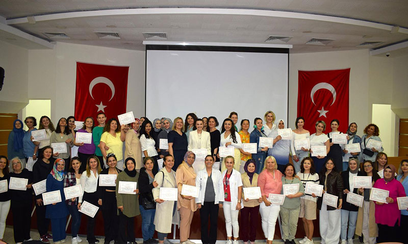 Eskişehir’de Ebelere Yönelik Kapsamlı Eğitim Başarıyla Tamamlandı