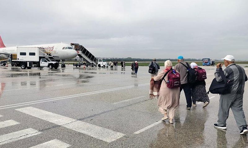 Yılın İlk Hac Kafilesi ESTÜ Hasan Polatkan Havalimanından Uğurlandı