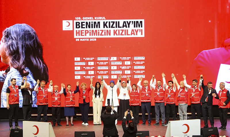 TÜRK KIZILAY YENİ YÖNETİMİNİ BELİRLEDİ