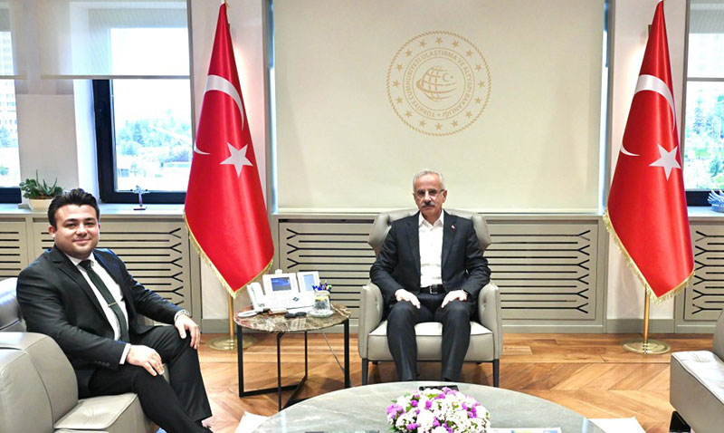 ÇOCUKLARIMIZI DİJİTAL DÜNYANIN RİSKLERİNDEN KORUYACAĞIZ