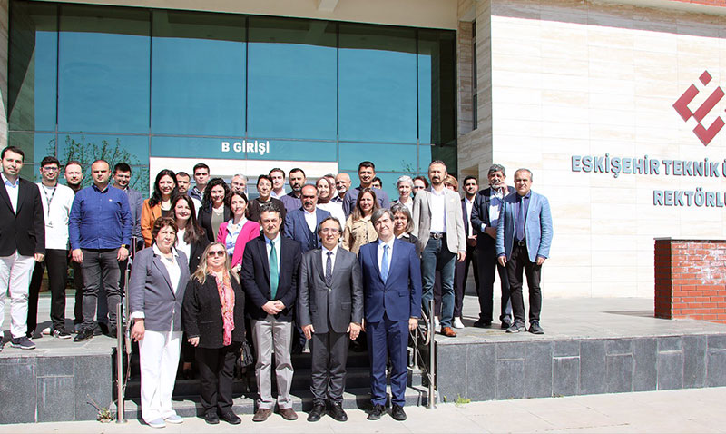 EFKM’DE MESLEKİ VE TEKNİK EĞİTİM, İSTİHDAM FUARI HEYECANI