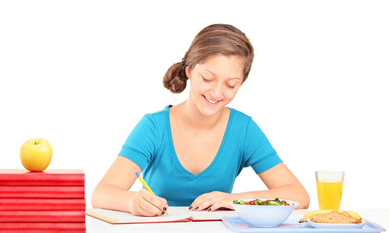 Sınav Başarısı İçin Doğru Beslenme Şart