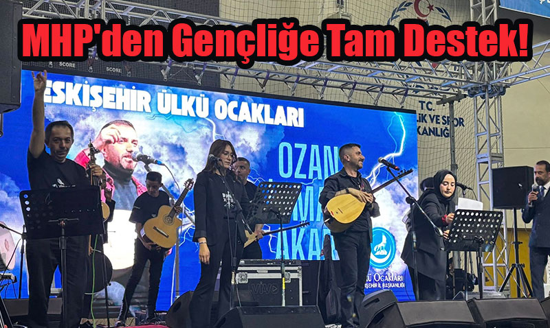 Eskişehir’de Türk Gençlik Şöleni Coşkusu