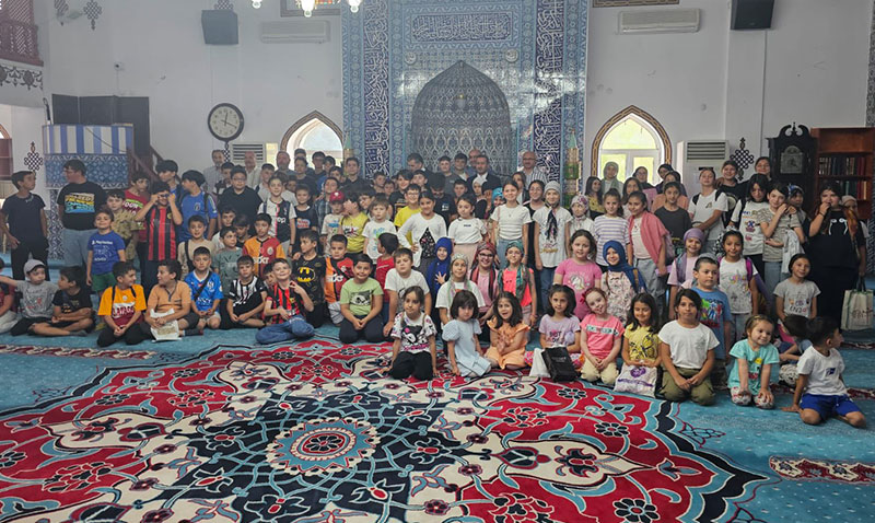 Ziyapaşa Camii’nde Yaz Kur’an Kursu Öğrencilerine Aşure Programı Düzenlendi