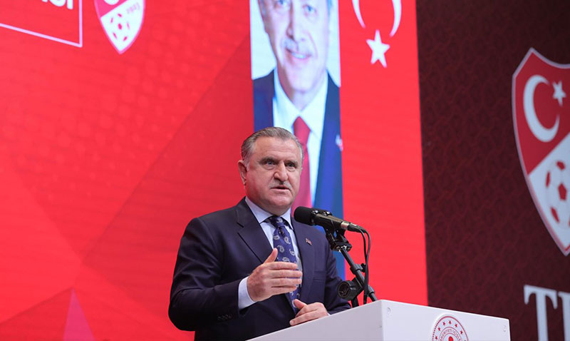 Bakan Bak: "Spor Güvenliği Çalıştayı’nda Yeni Dönem!" - "100 Drone 81 İlde Görev Yapacak!"