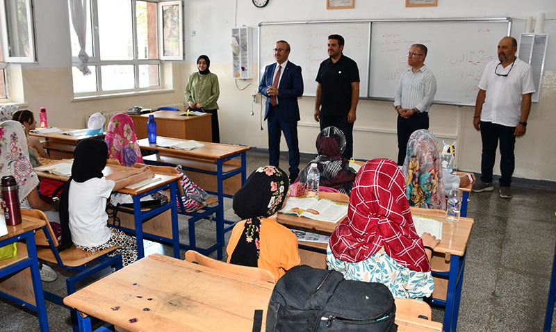 İl Milli Eğitim Müdürü Sinan Aydın, TÜGVA Yaz Okulunu Ziyaret Etti