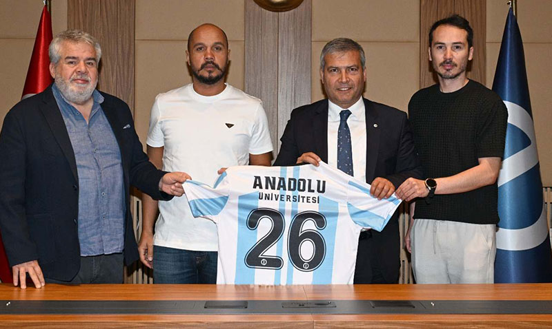 Anadolu Üniversitesi Spor Kulübü Futbol Şubesi Eskişehir Anadolu Spor Faaliyetler A.Ş.’ye Devredildi!