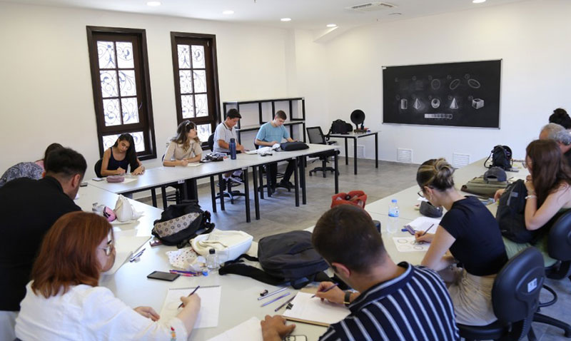 Eskişehir Sanat Sokağı’nda Karakalem Buluşmaları Başladı