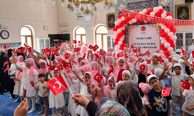 Çamlıca Adar Camii’nde Yaz Kur’an Kursu Kapanış Programı Düzenlendi