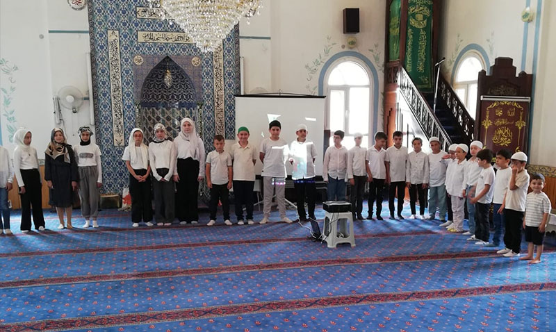 Hac lhan Zeyrek Camii’nde Yaz Kur’an Kursu Kapan Cokuyla Kutland