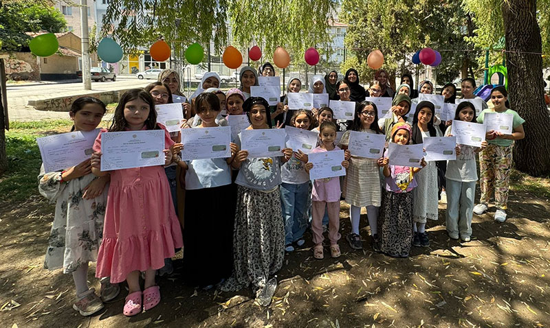 Aydn Camii Yaz Kur’an Kursu rencileri Kapan Piknikle Kutlad