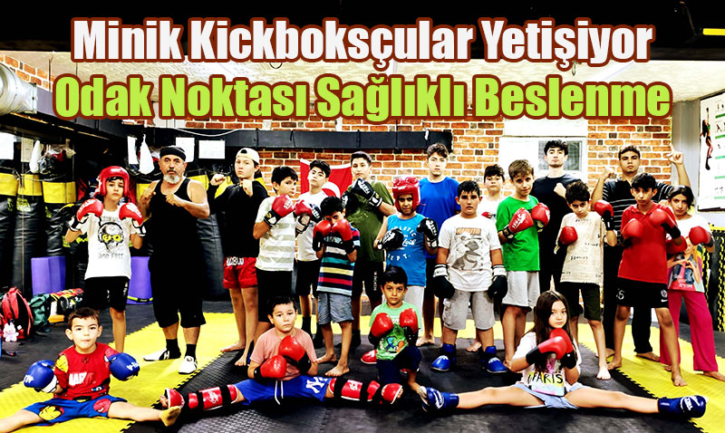 Eskişehir’de Minik Kickboksçular Yetişiyor