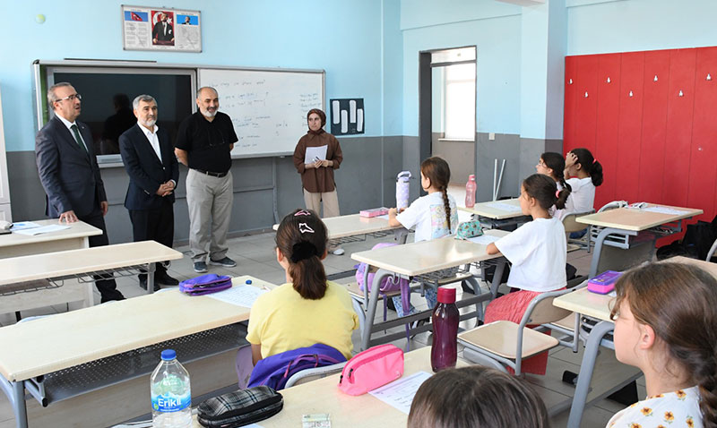 Eskişehir’de Yaz Kurslarına Ziyaret: Milli Eğitim ve Müftülük İş Birliği Devam Ediyor