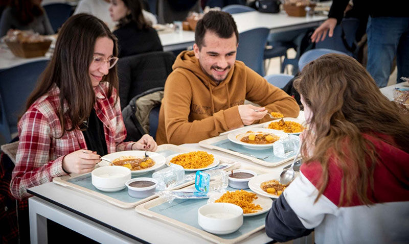 Ramazan boyunca yemekhanede 3 n yemek verilmeye devam edecek