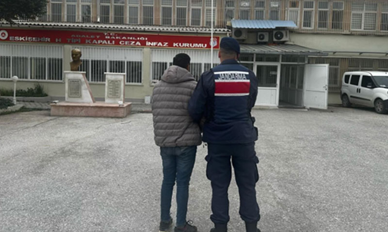 Hırsızlık Zanlısı Tarlada Yakalandı