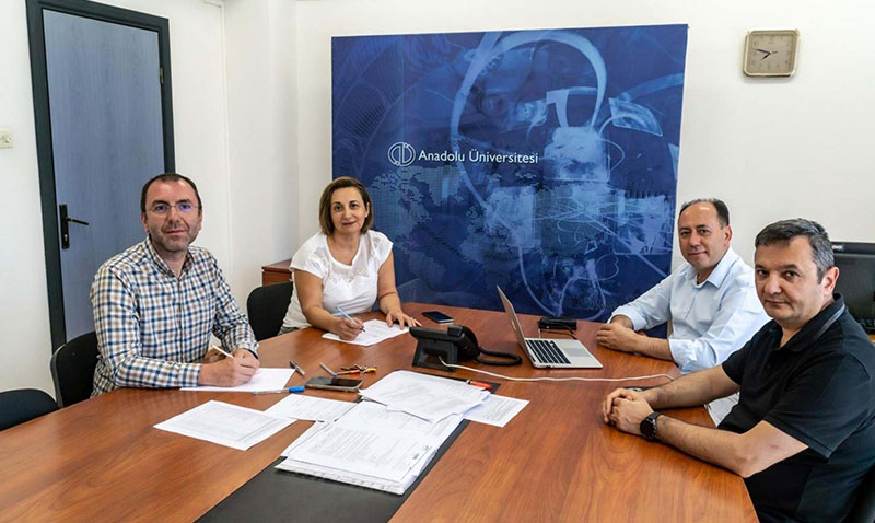 Anadolu niversitesinden yapay zek ile test uygulamalarnda yeniliki adm