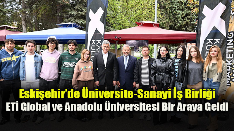 ET� CEO�su Ercan �z ve Rekt�r Ad�g�zel Kamp�ste ��rencilerle Bulu�tu